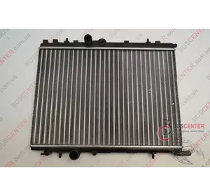 Радиатор охлаждения Peugeot Partner 1330 82 D7P003TT