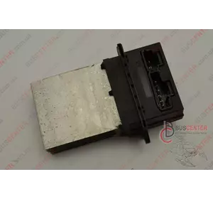 Резистор вентилятора печки/ под кондиционер (реостат, сопротивление, регулятор) Renault Master 7701045870 661747L