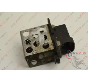 Резистор  вентилятора охлаждения/ под кондиционер Renault Kangoo 8200045082 8200045082