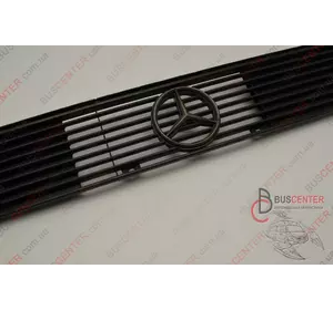 Решетка радиатора Mercedes MB100 A6317510018 A6317510018
